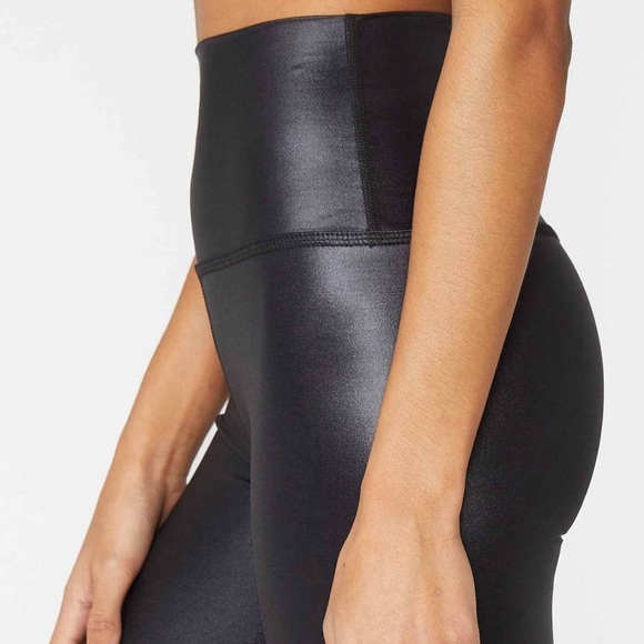 Beyond Yoga - High Waist Long Legging in Shiny - S - Picture 4 of 6